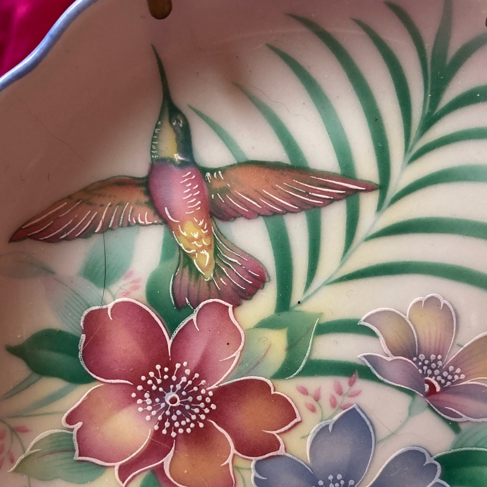 Vintage Hummingbird Porcelain Plate with stand/wall hanger
